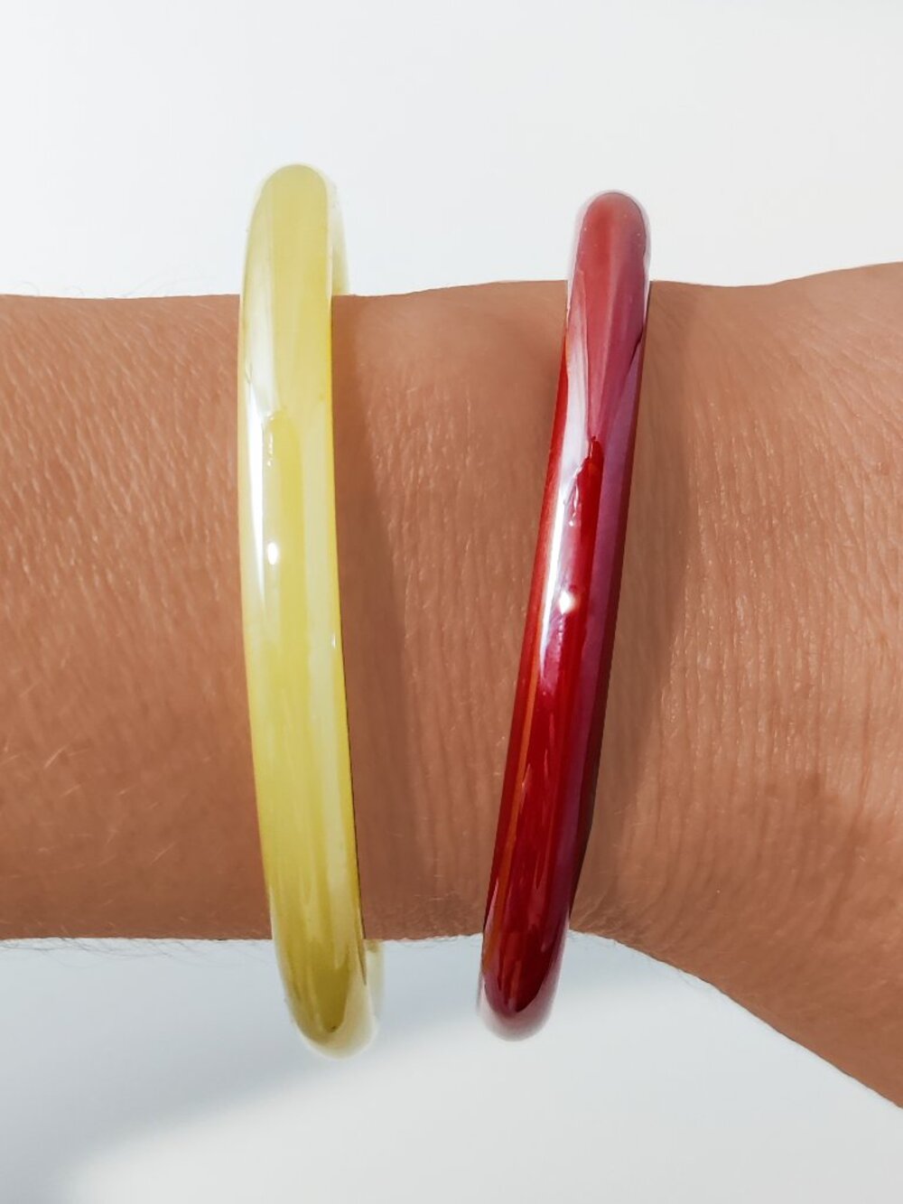 Vintage Mid Century Iridescent Glass Bangle Bracelet Set